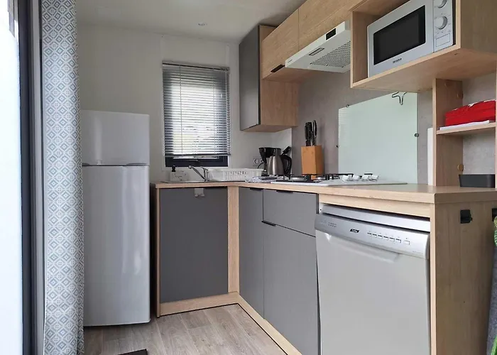 Mobile In Austrian Countryside * Altossiach