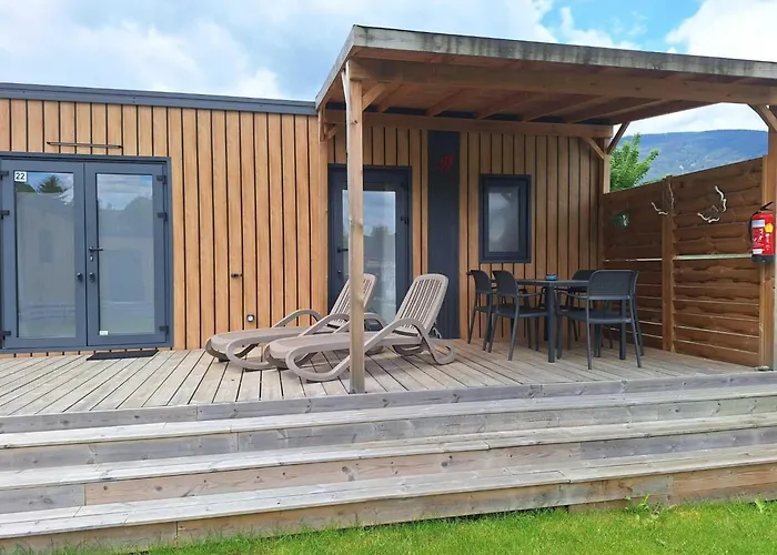 Holiday home Mobile In Austrian Countryside Altossiach