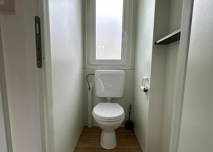 Mobile In Austrian Countryside * Altossiach