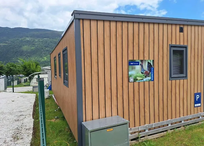 Holiday home Mobile In Austrian Countryside Altossiach